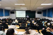 商学院举办《市场营销与电子商务之道》专业知识讲座