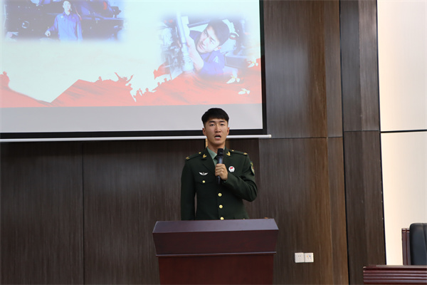 李文博.JPG