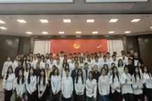 Beat365官网举办2024年五四表彰大会暨优秀学子青春故事分享会