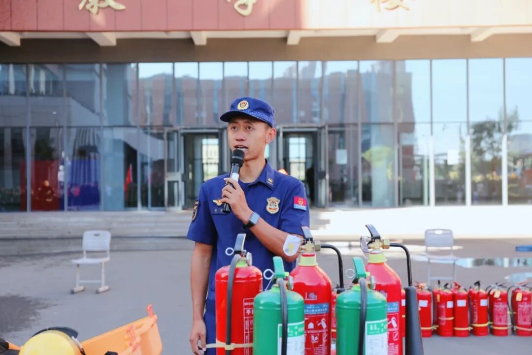 1757898867854697.jpg