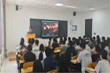 Beat365官网组织师生观看“长城两边皆故乡”开学第一课