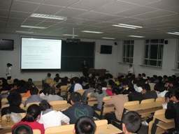 学院举办“软件演化与软件安全”专题讲座