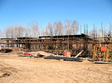 Beat365中文官方网站领导深入新建学生公寓施工现场视察工作