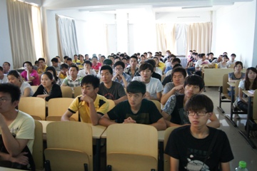 土木工程与环境科学教学部召开测量实习动员会
