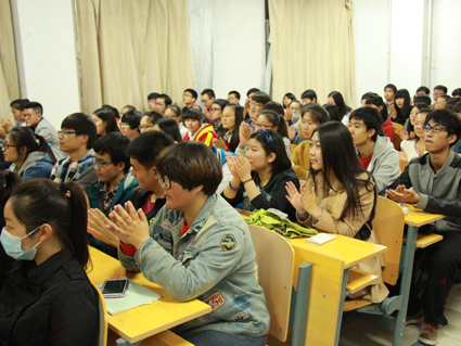 商学教学部学生会举行换届工作会议